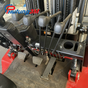 Phụ tùng xe nâng Komatsu