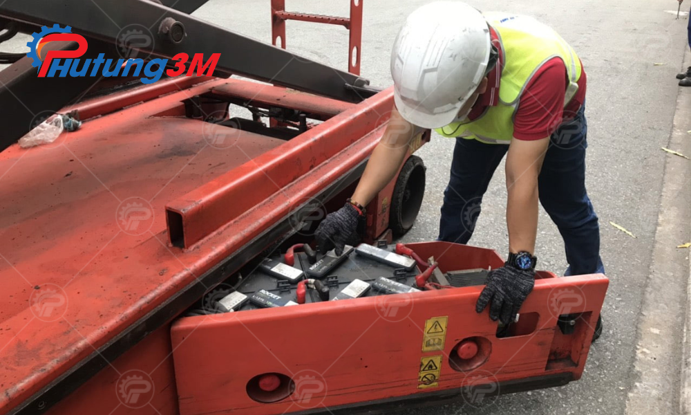 Sửa xe nâng người