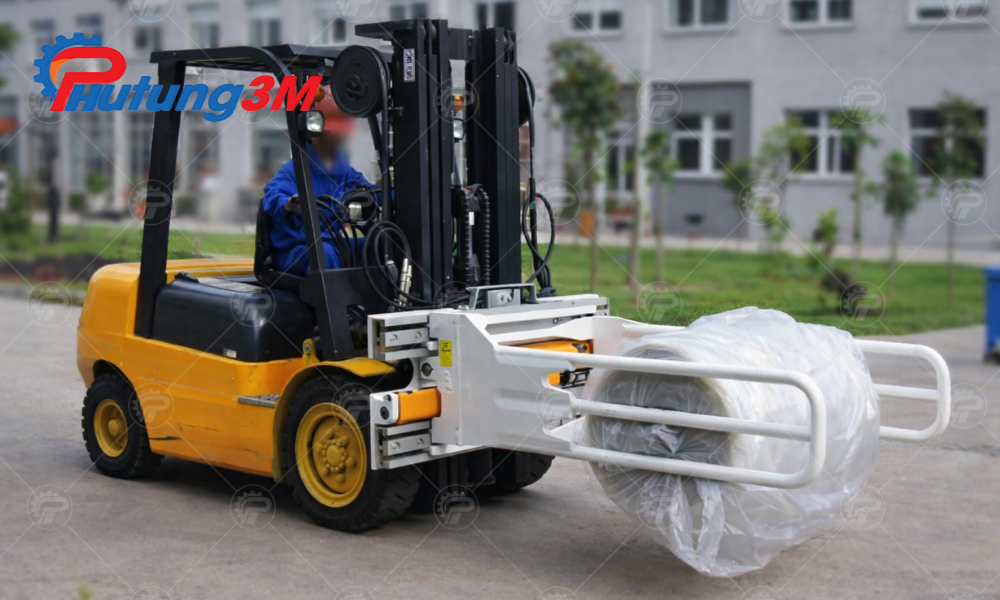 Xe nâng kẹp mút xốp 8 Xe nâng kẹp mút xốp uy tín, chất lượng cao