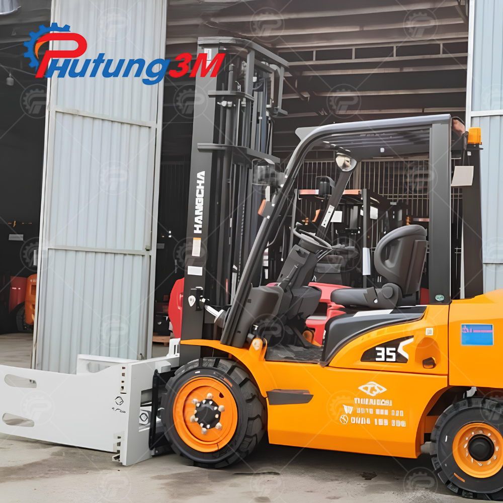 Xe nâng kẹp vuông HC Xe nâng kẹp vuông HC