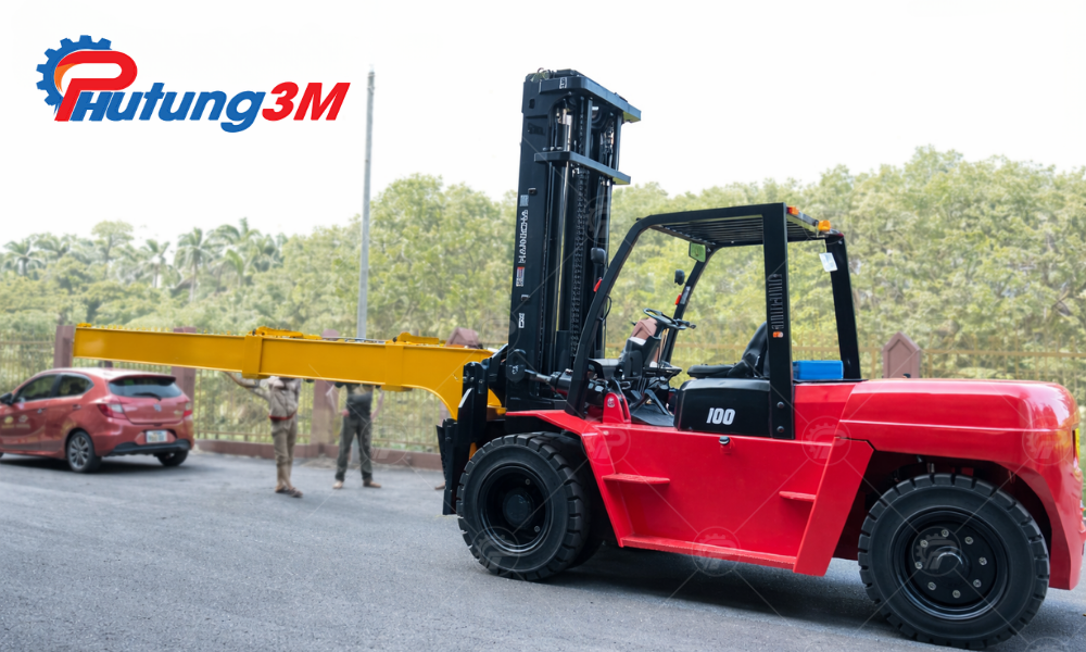 Xe nâng gắp kính 4 Xe nâng lắp bộ công tác gắp kính