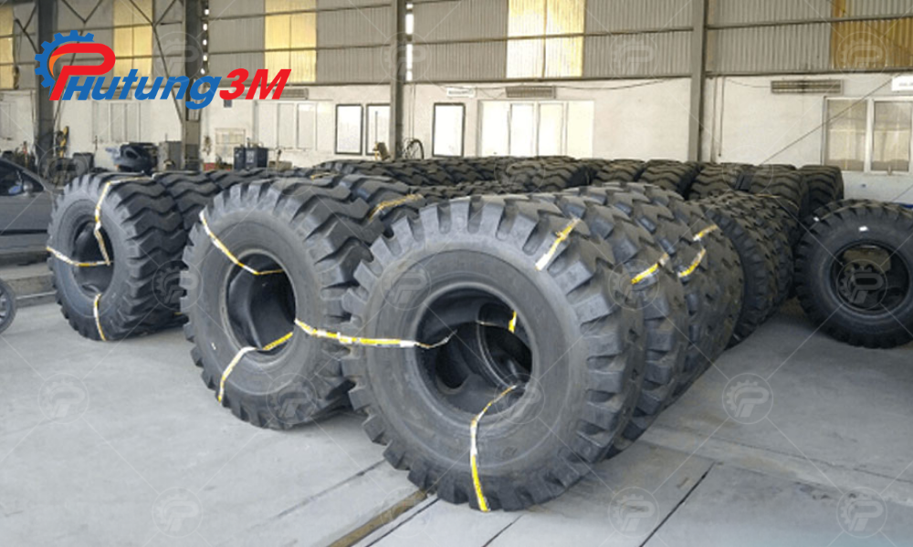Kho lốp xe máy xúc